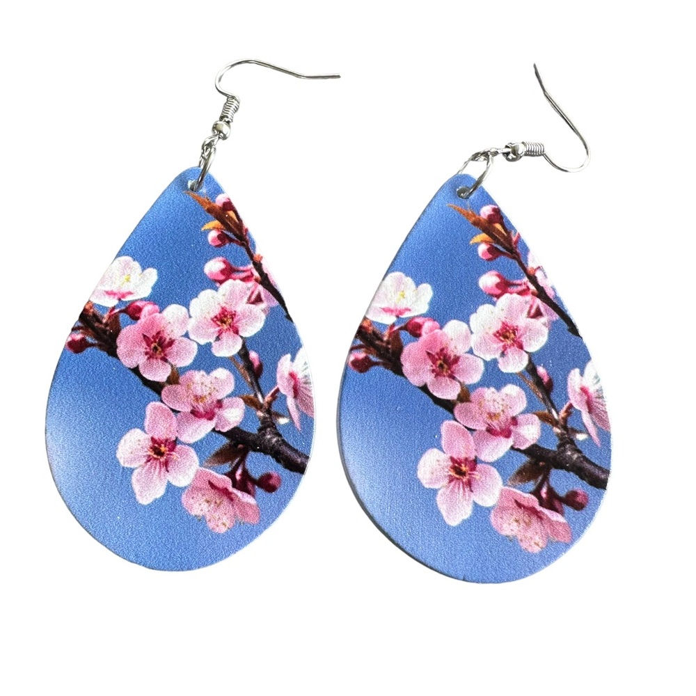 Periwinkle and Pink Cherry Blossom Wooden Drop Earrings new never worn !